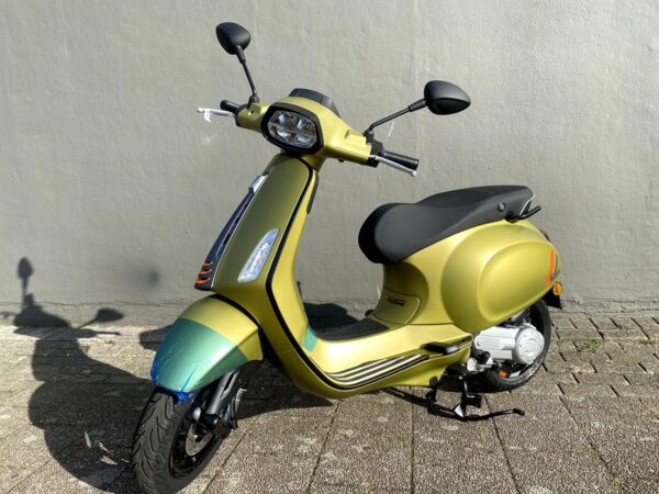 Vespa Sprint S E5+ Facelift 2025 45km Verde Ambizioso Matt - Afbeelding 2
