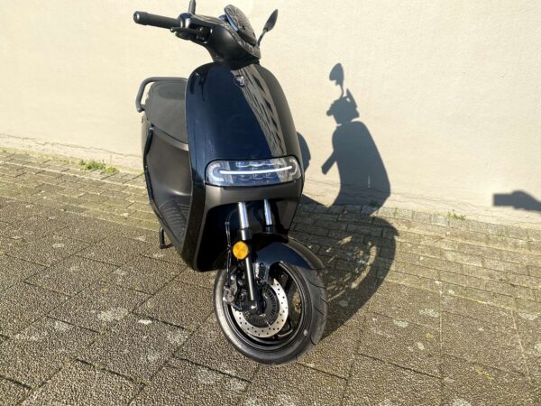 Segway E300SE Launch Edition Elektrische Motorscooter - Afbeelding 11