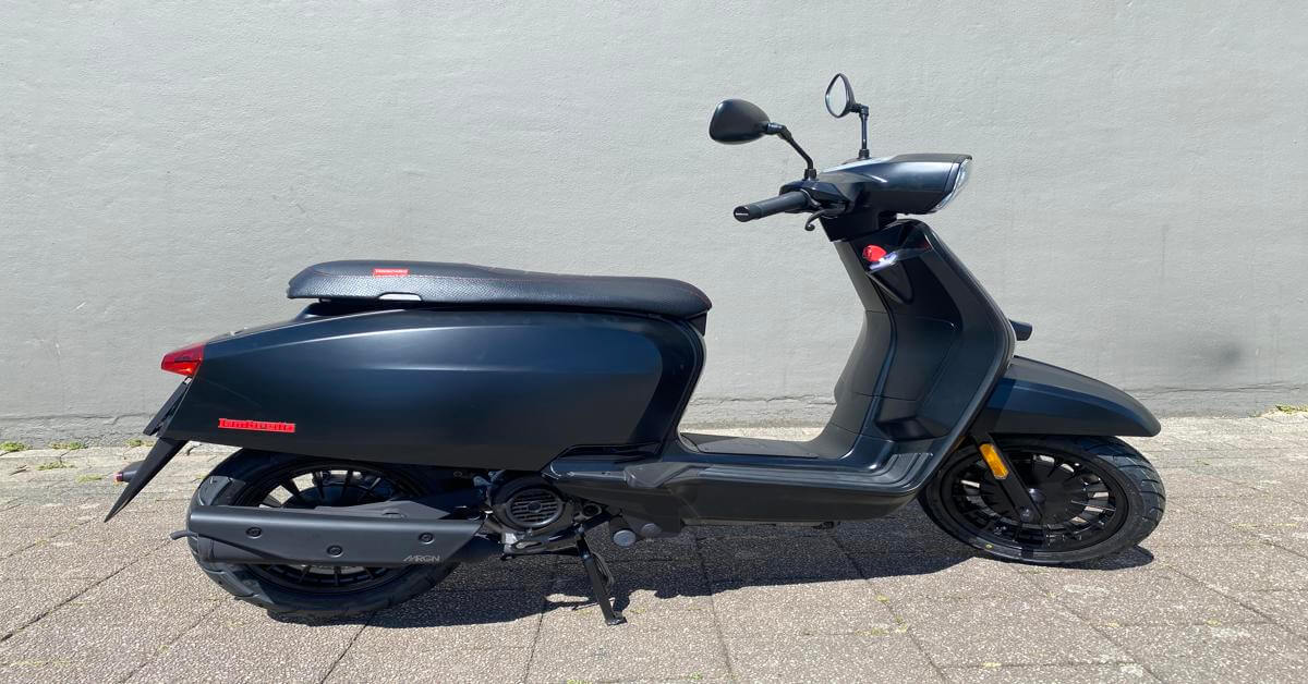 Lambretta V-Special 50 Flex Mat Zwart 45km - Afbeelding 7