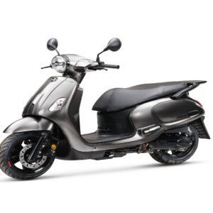 SYM Fiddle 4 E5+ Bronze Grey gratis accessoires pakket.